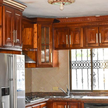 Casa Grande Lujosa Villa Bayaguana Eksteriør bilde